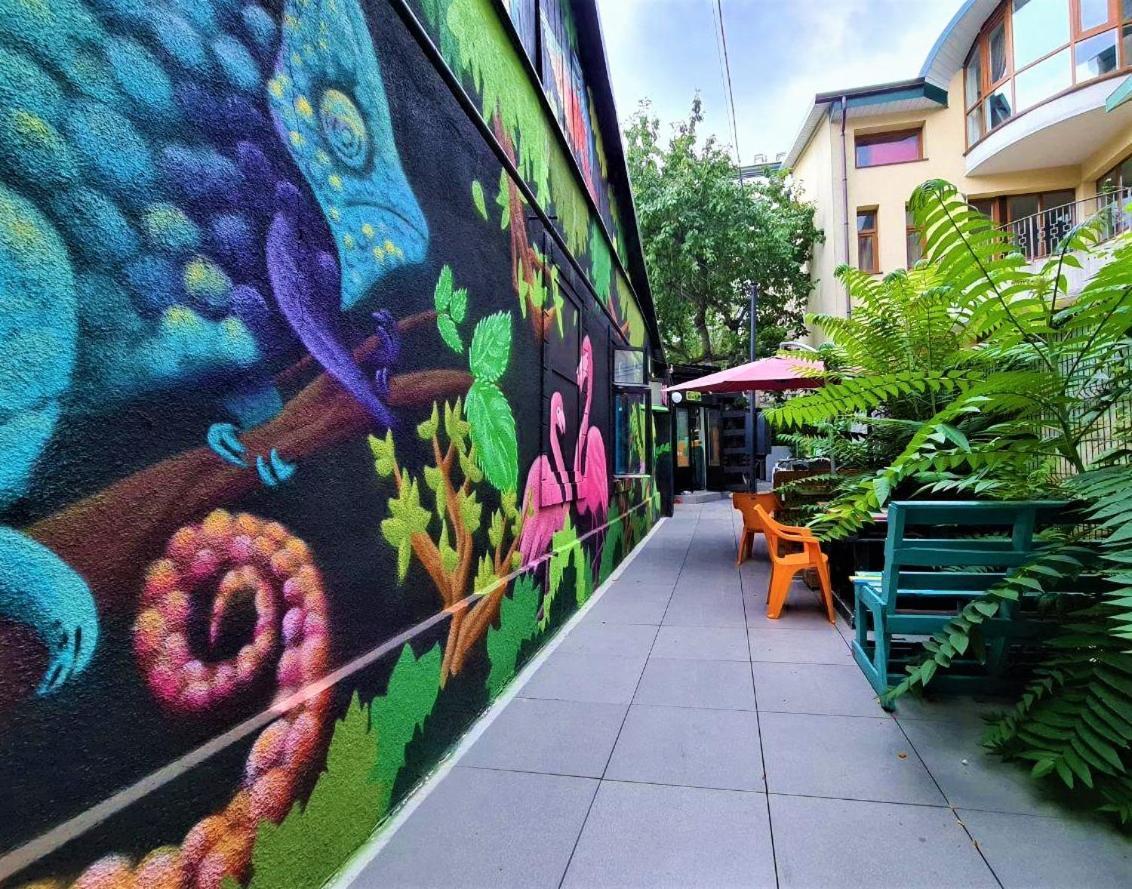 Tapok Hostel Kisinyov Kültér fotó