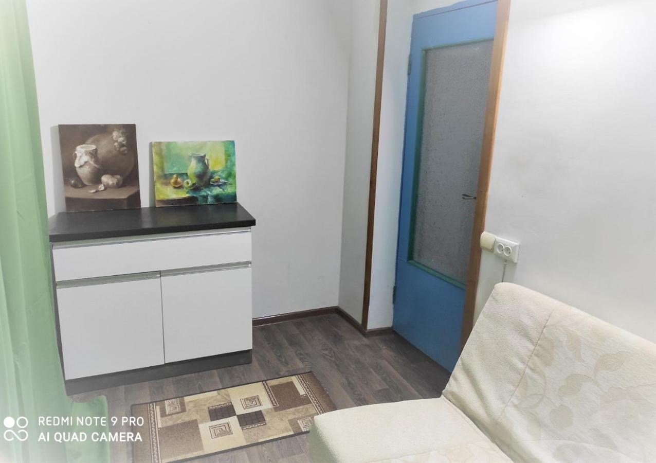 Tapok Hostel Kisinyov Kültér fotó